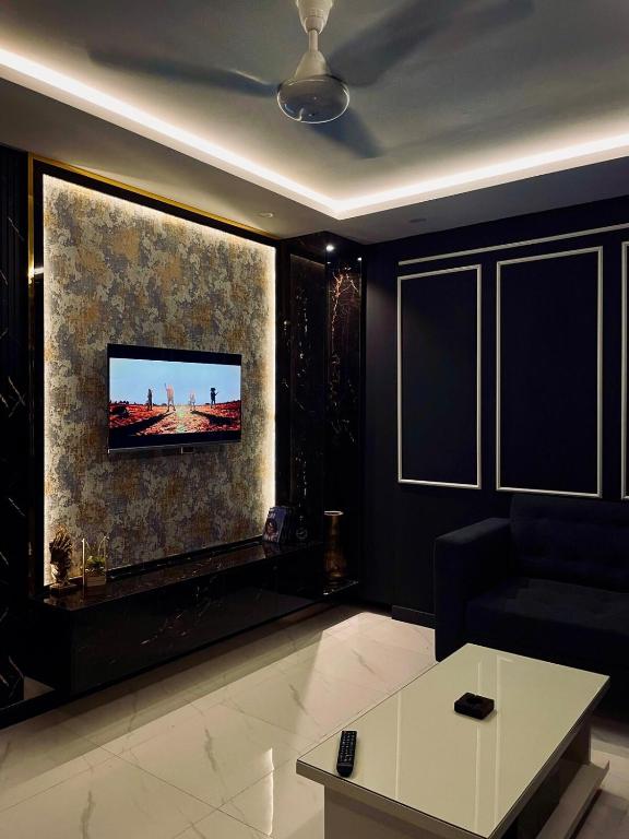 Maskan Dens - Luxury & Comfort - Bahria Town, Rávalpindí