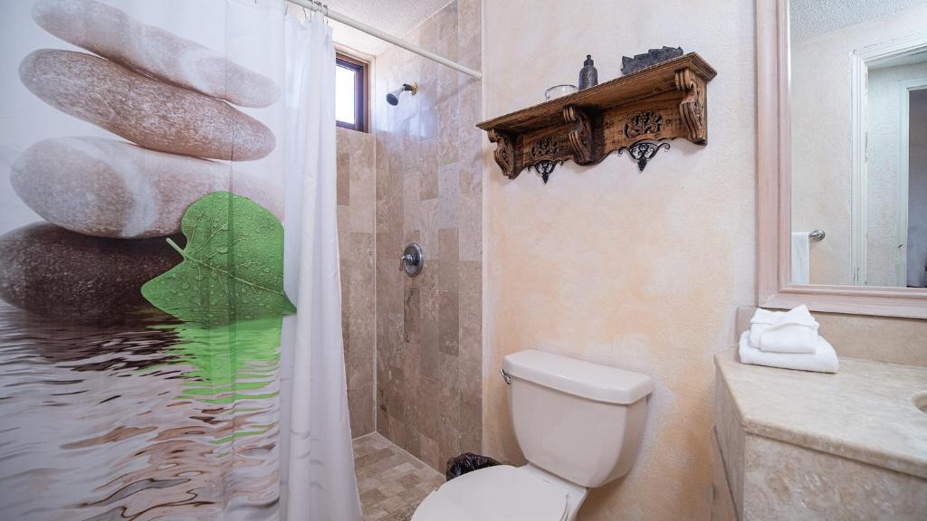 Rest Ashored Bright Spacious Facing Sandy Beach Condo - 5