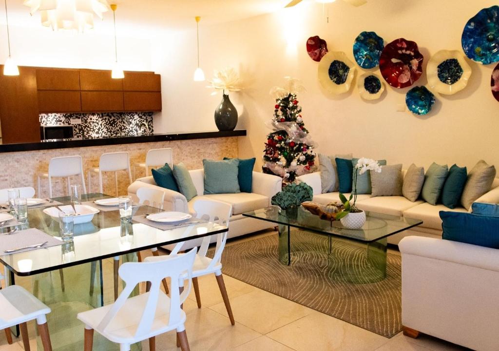 Playing Paradise - Perfect Escape, Progreso