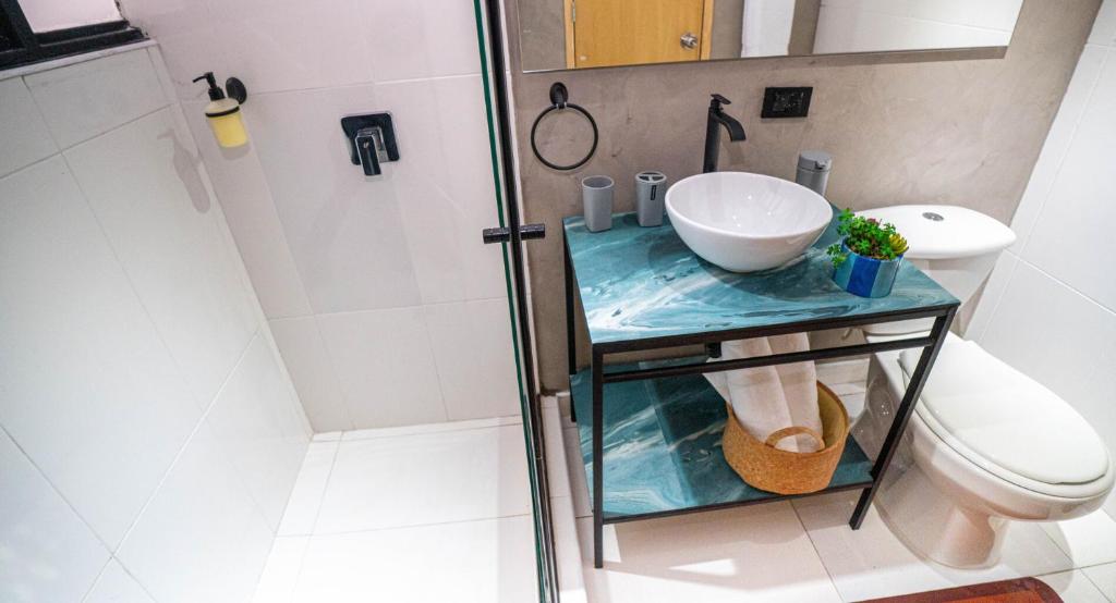 Spacious Apartment in Chapinero Hotspot - 5