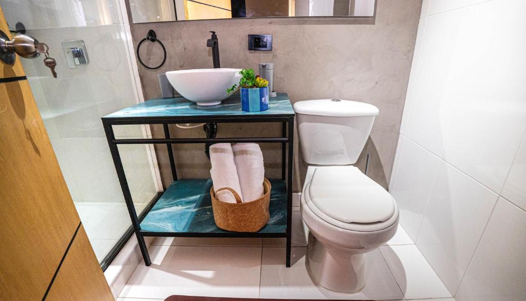 Spacious Apartment in Chapinero Hotspot - 4