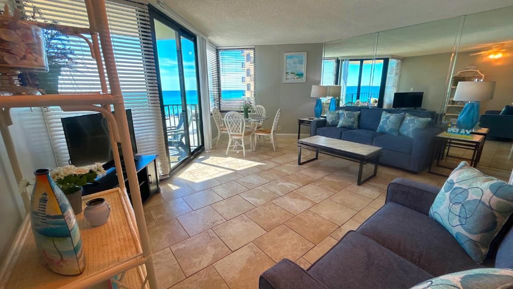 Sunbird Resort 8th Floor Sunsets - by Sunbird Rentals, Panama City Beach