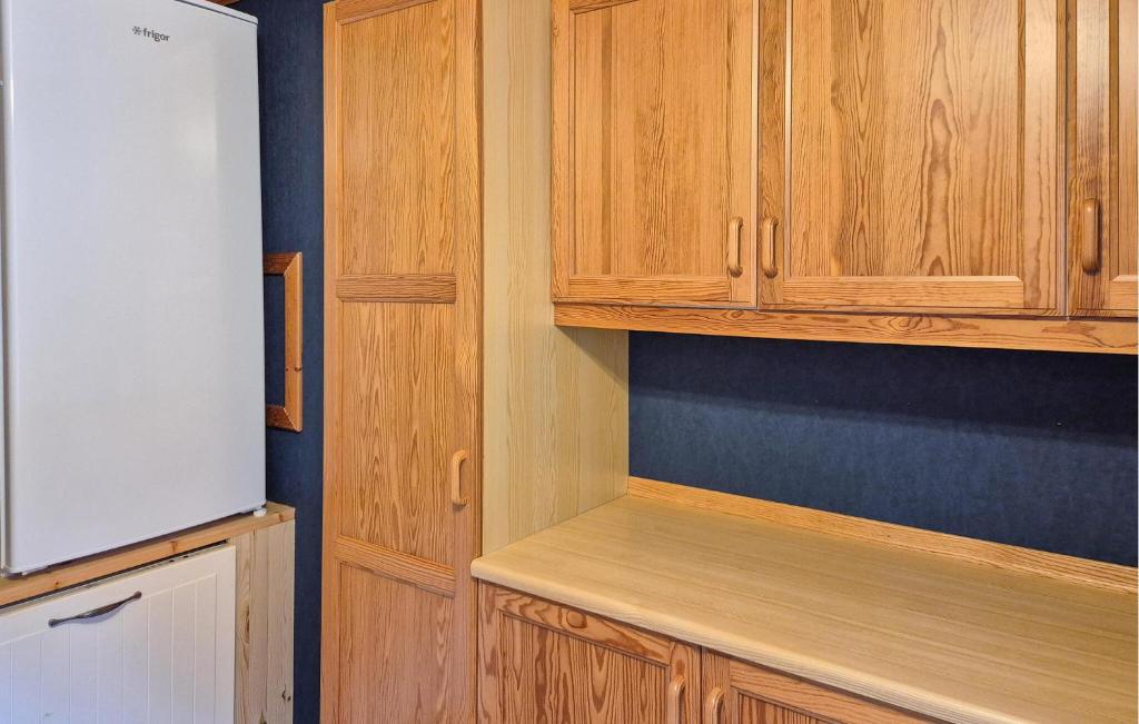 Amazing Home In Bokn With Wifi, Jøsen