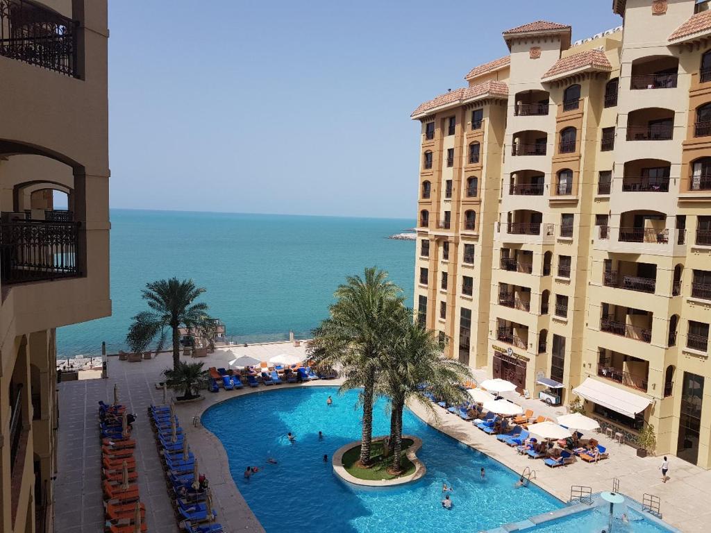 Dominique jacuzzi cielo mar - 4