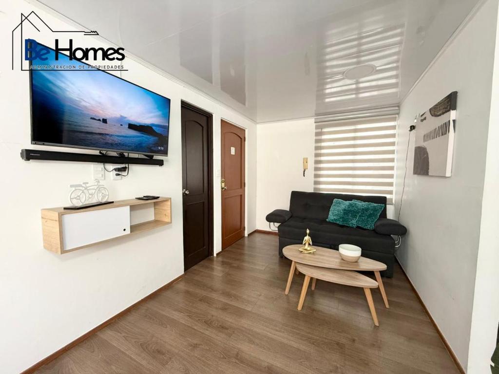 Modern apartment with private parking - 5