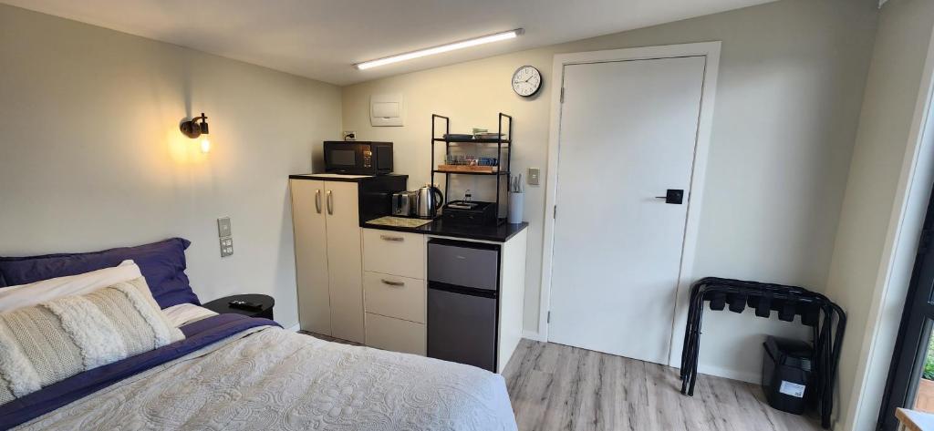 Rest and Recharge Retreat 1-2 Guests, Ashburton