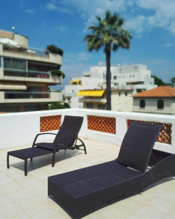 Balcony/terrace, Hotel Alexandre III in Cannes