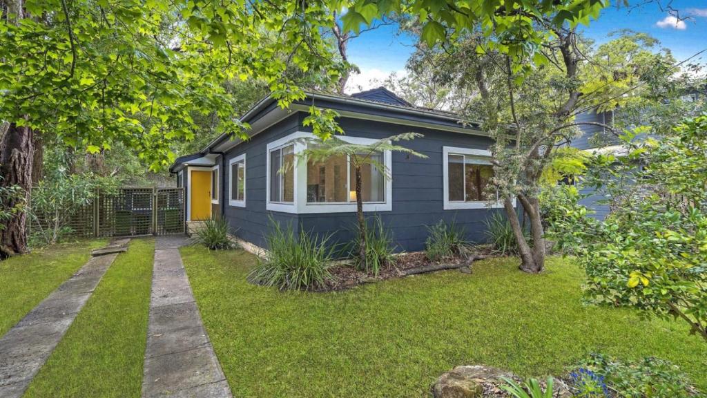 Diamond Escape - Pearl, Umina