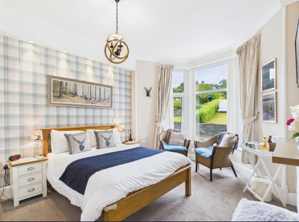 Invergarry Room Only Guest House For Adults