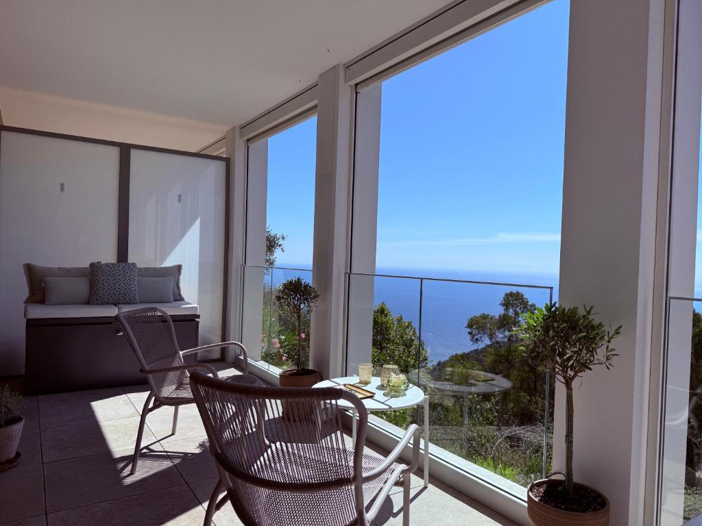 Appartement de luxe Eze village vue mer avec piscine - 2