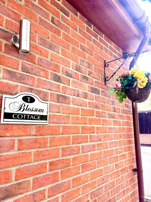 Blossom Cottage, Strensall