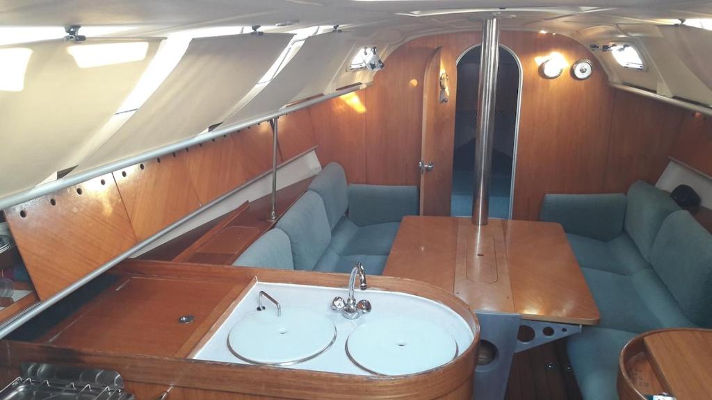 Sailboat for sea ride or instructor class - 4