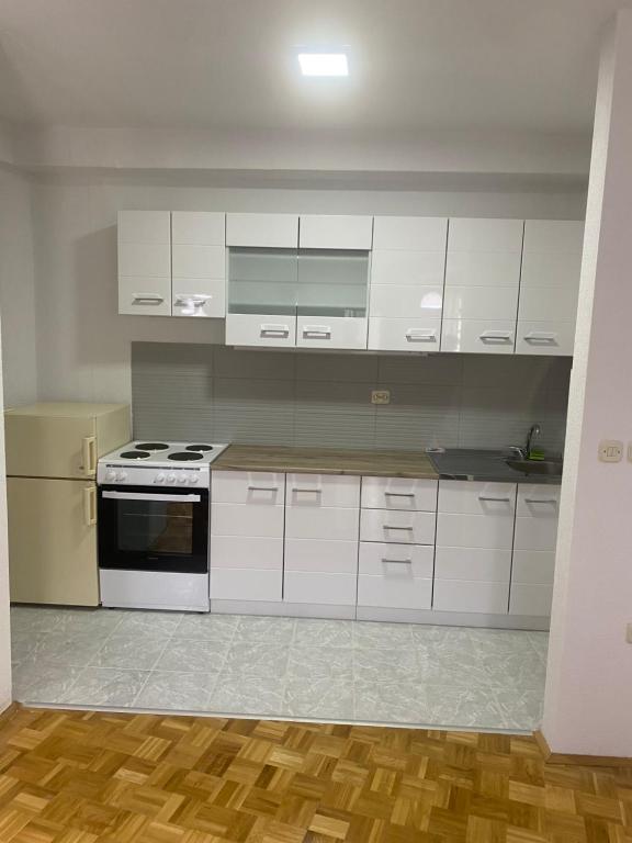 Ohrid Slavko, Ochrid