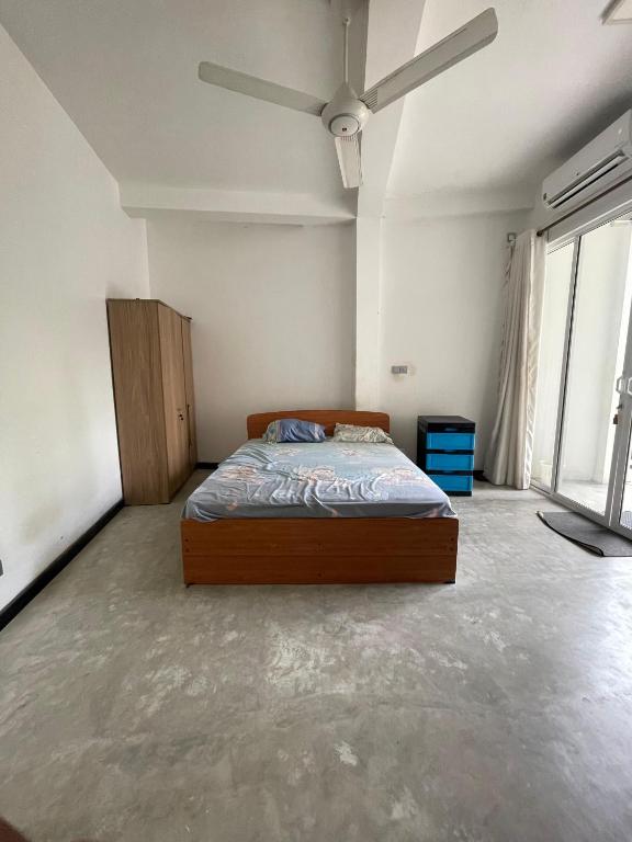 PEIRIS guest, Sri Jayewardenepura Kotte