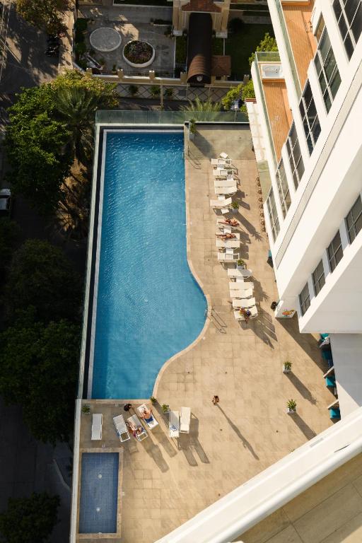 Grand Marina -Sauna-Pool-BBQ-3xTV - 3