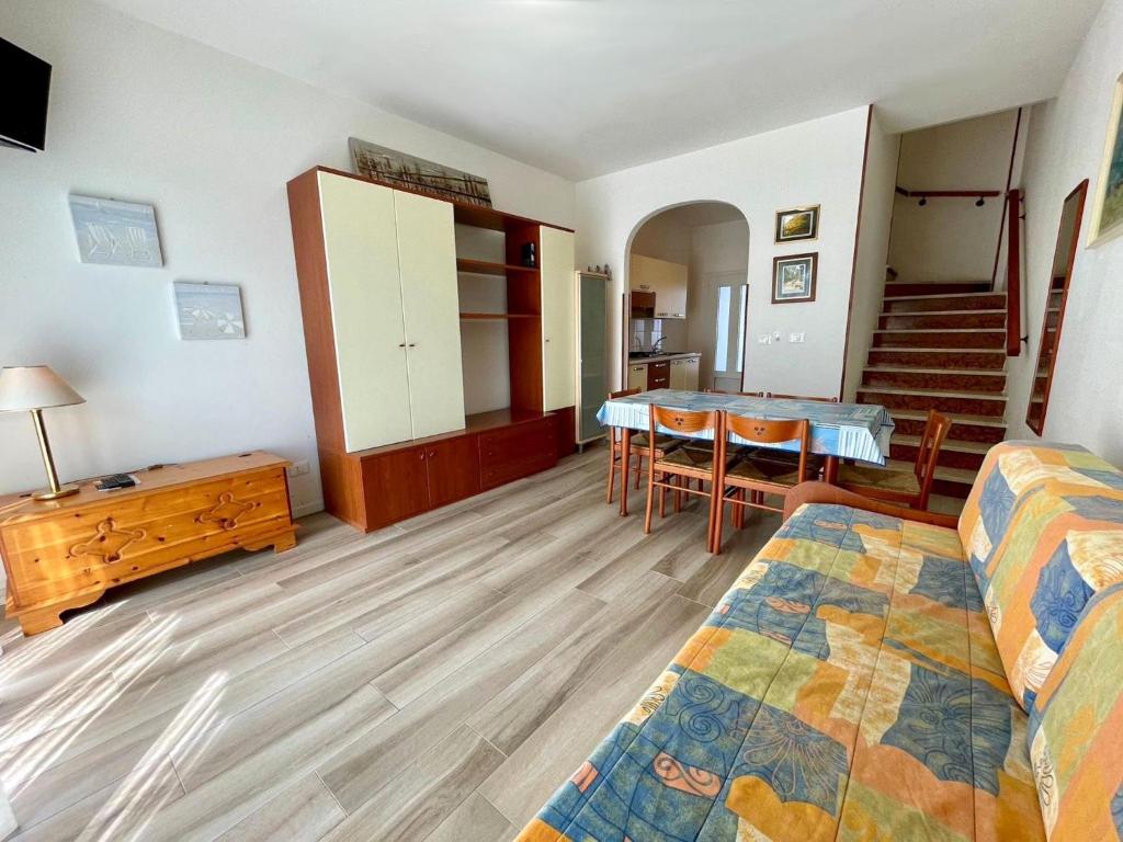 Terraced house with private garden - 2