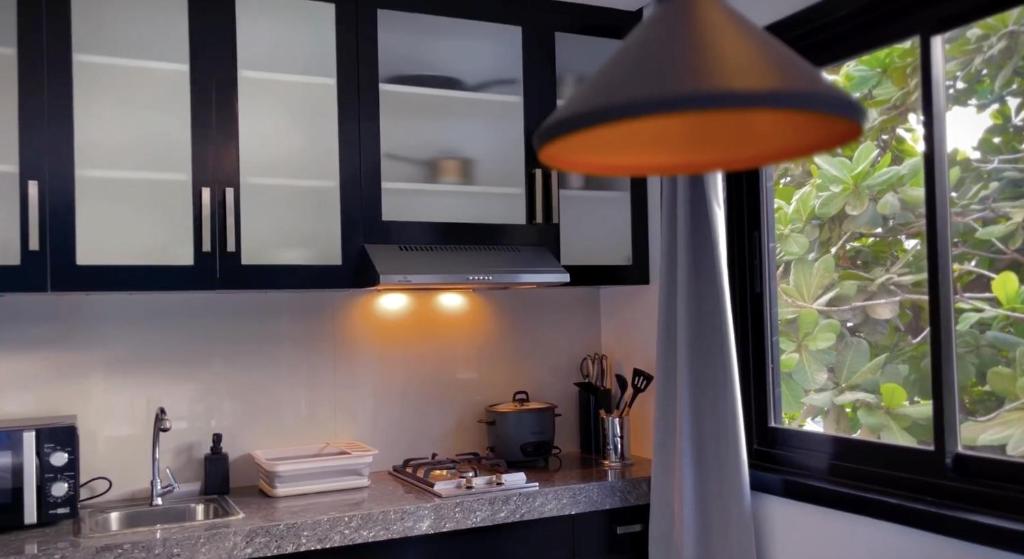 Harzel Apartelle - Suites and Serviced Apartments 4