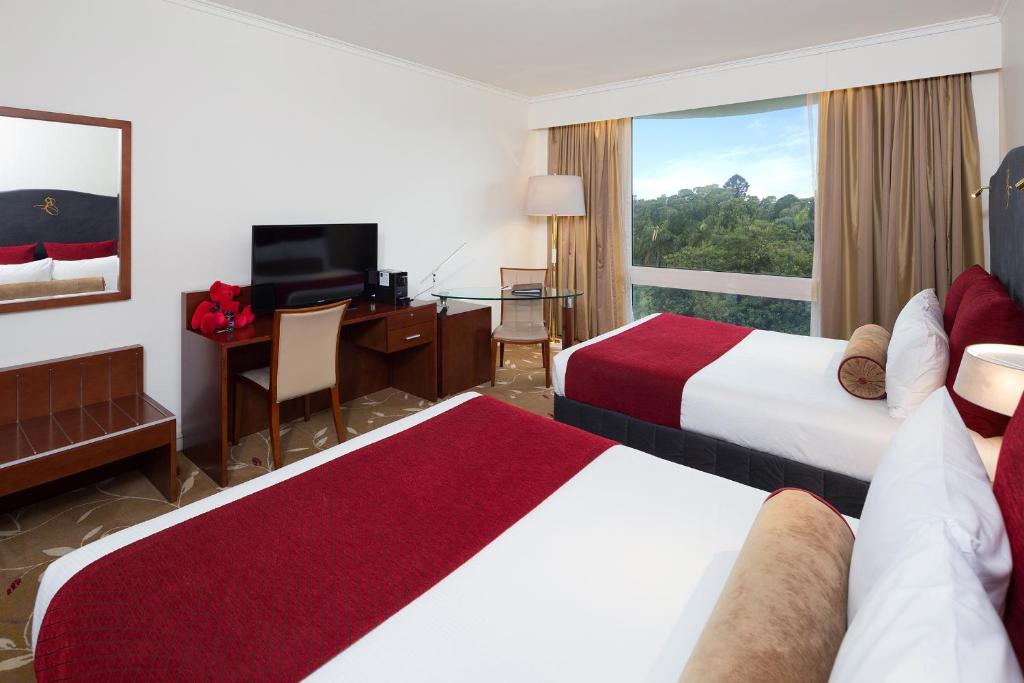 Royal on the Park Hotel