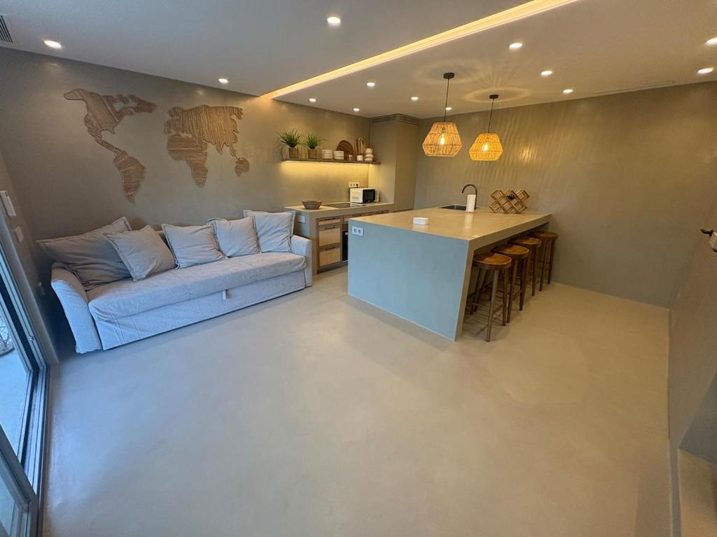 Precioso apartamento de playa con jardín privado - 4