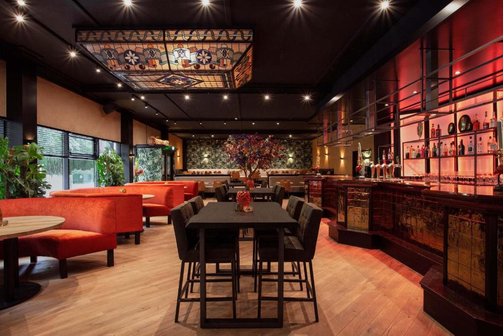 Luxurious villa with dishwasher, in the nature of De Veluwe レストラン