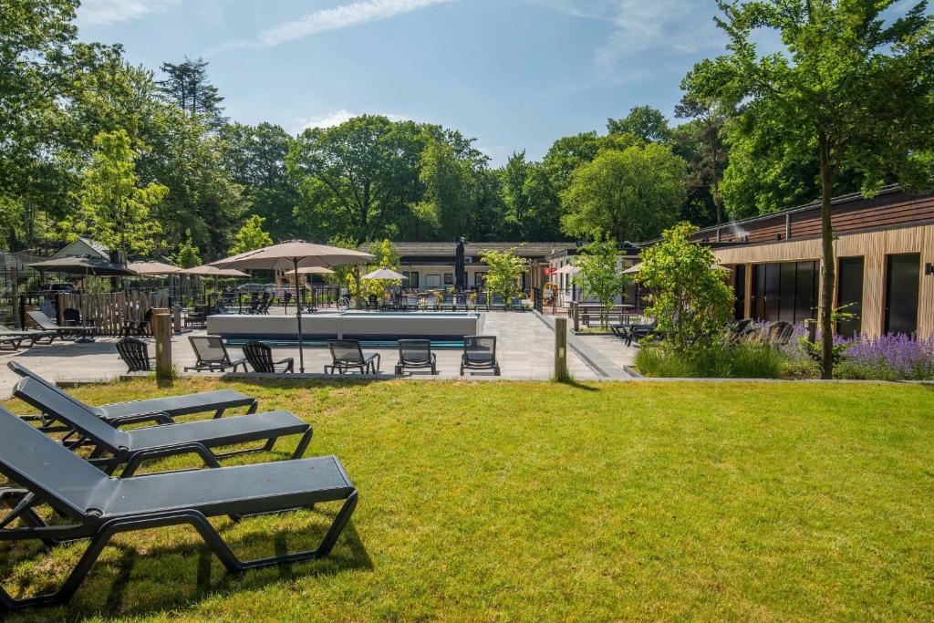 スイミングプール