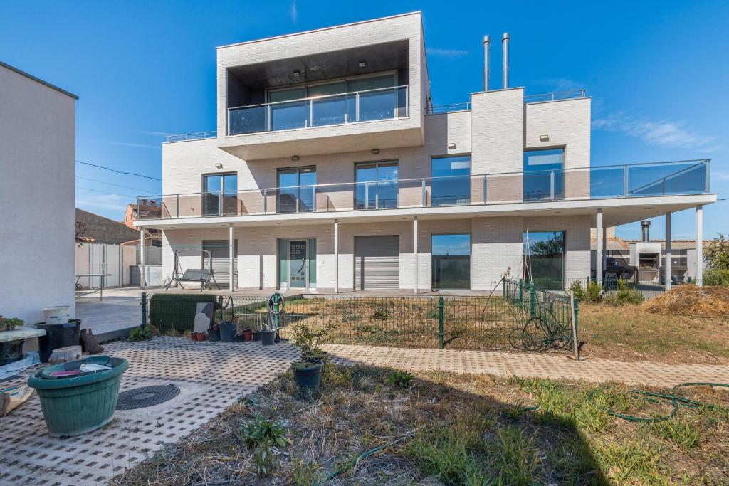 Casa Laberinto, Tornos