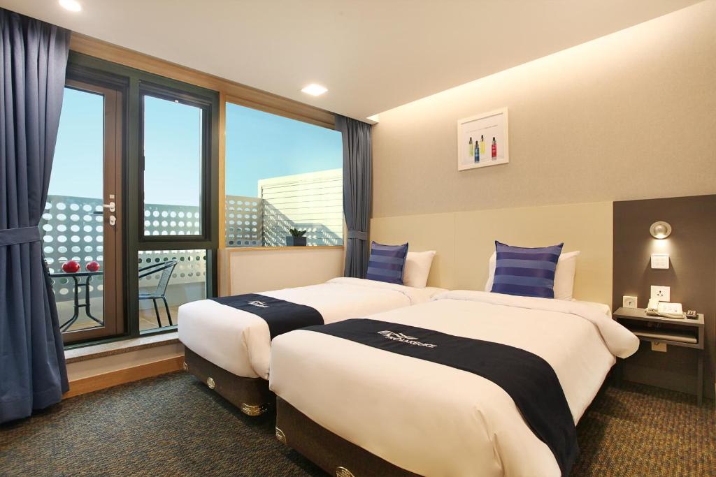Hotel Room 1