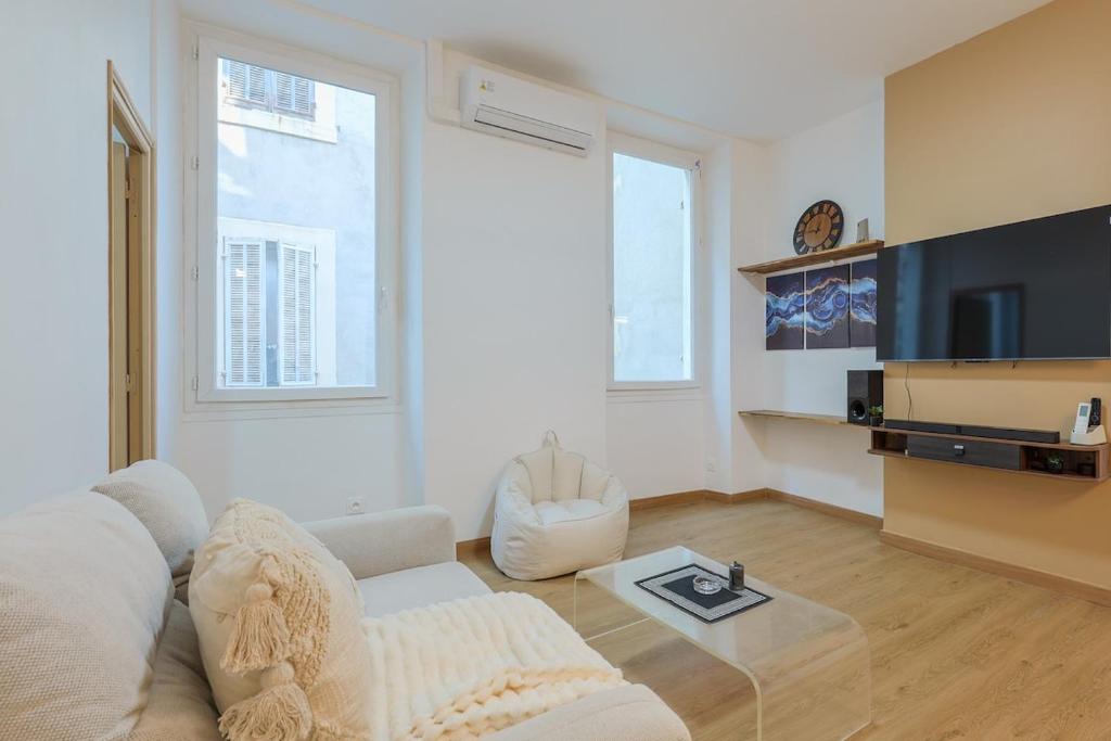 Comfortable apartment on Cours Julien - 4