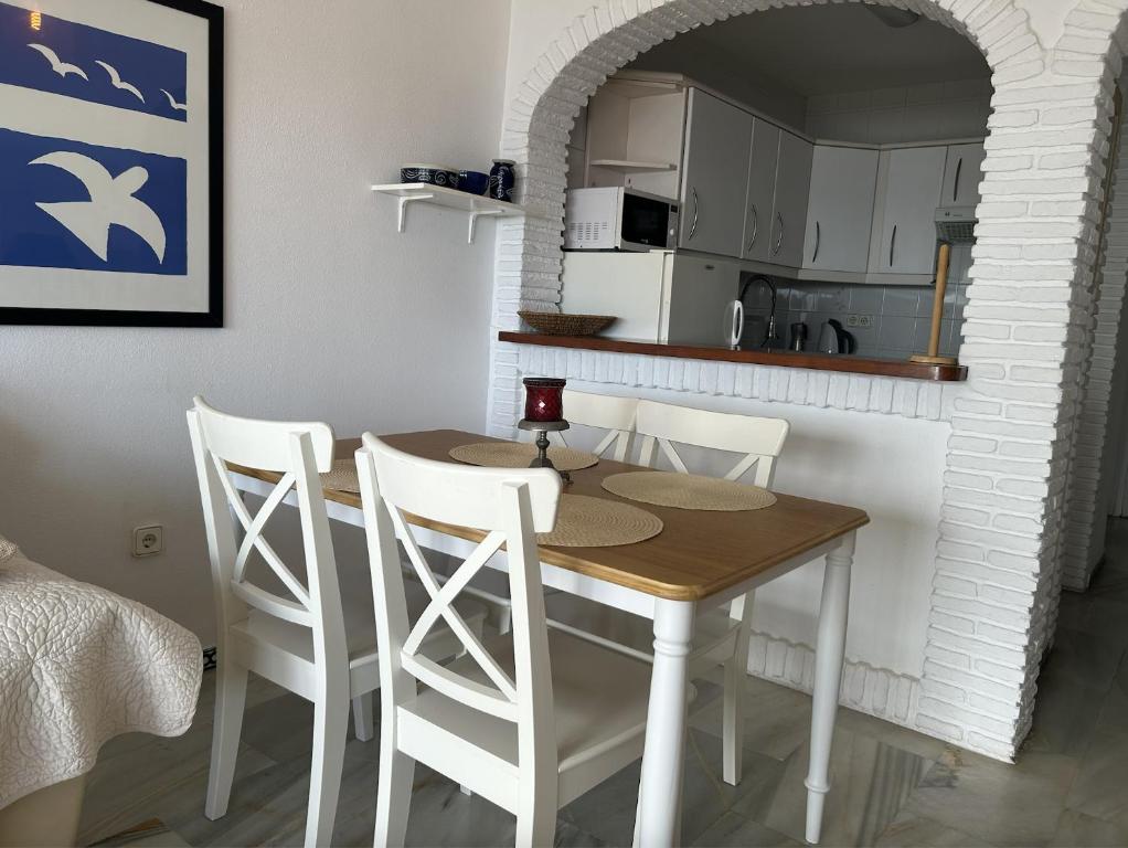 Playa Royal Beach apartment, Calahonda - 4