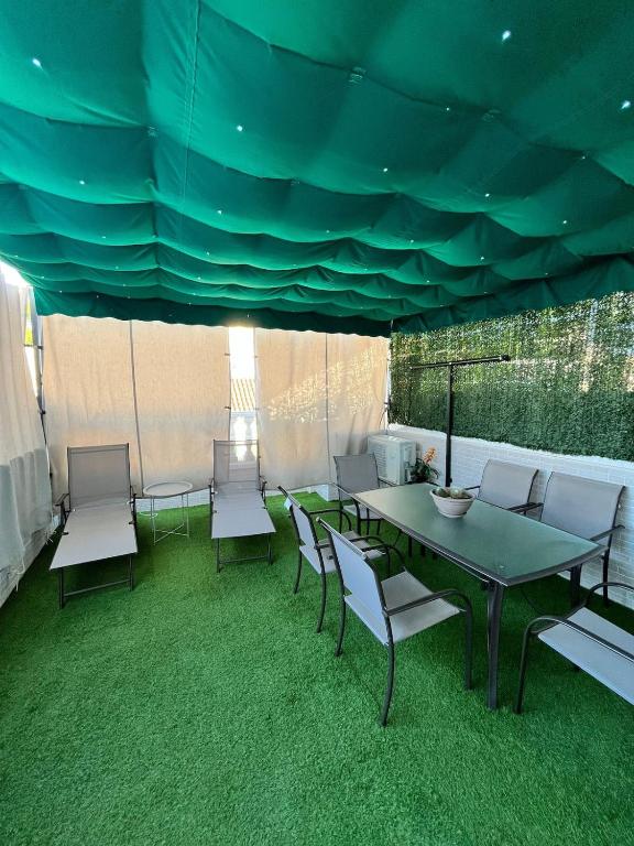 Tu ático ideal Terraza, Centro y Playa a pie - 2