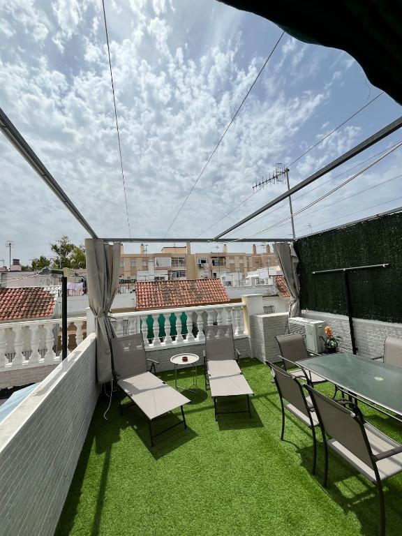 Tu ático ideal Terraza, Centro y Playa a pie - 3