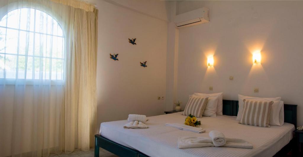 Frida Apartments — Hotel rooms in Chania