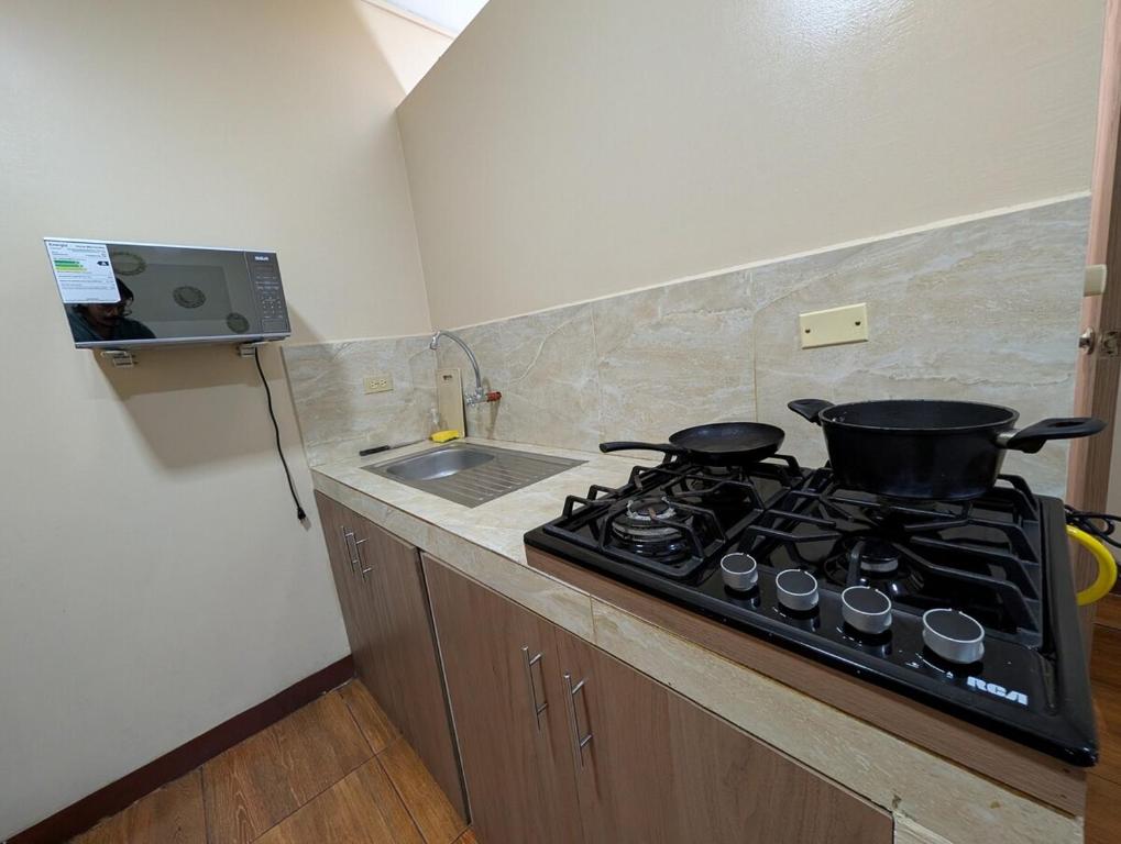 DownTown Suites - 5