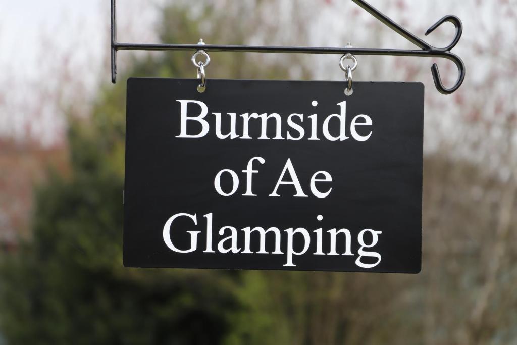 Burnside of Ae Glamping Shepherd's Hut, Dumfries