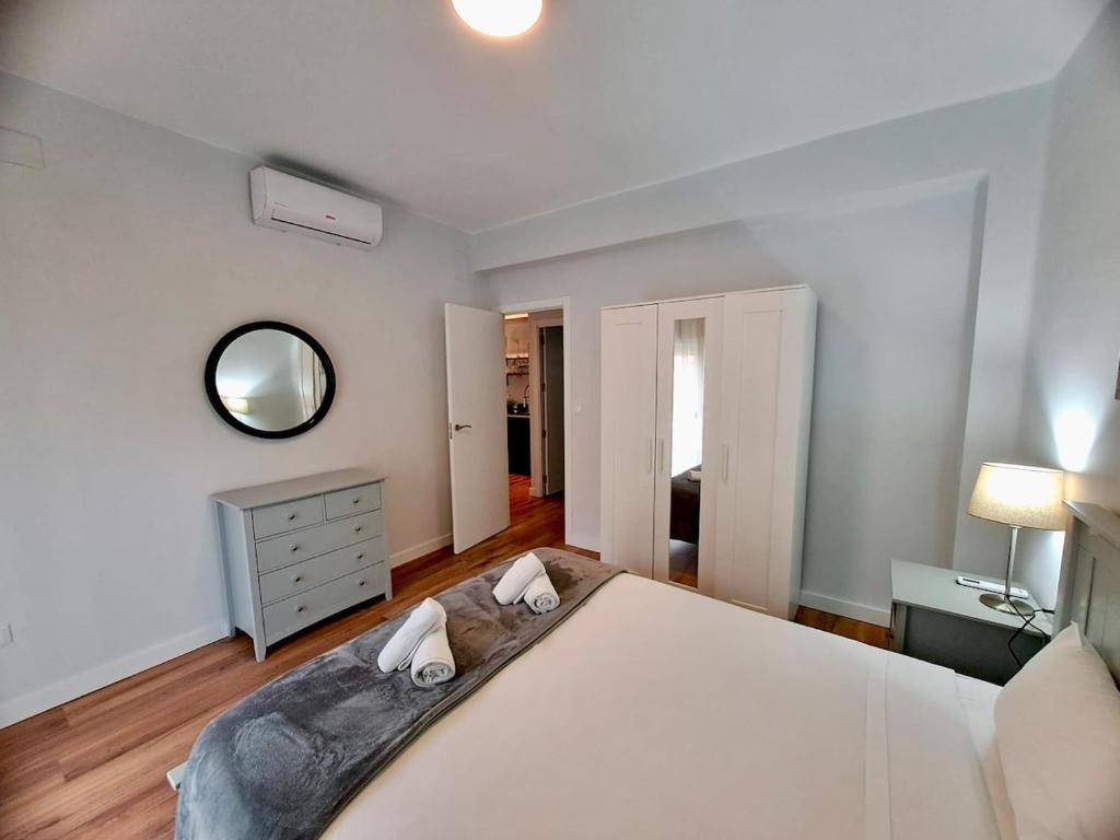 Amazing bright and recently remodeled apartment - 3