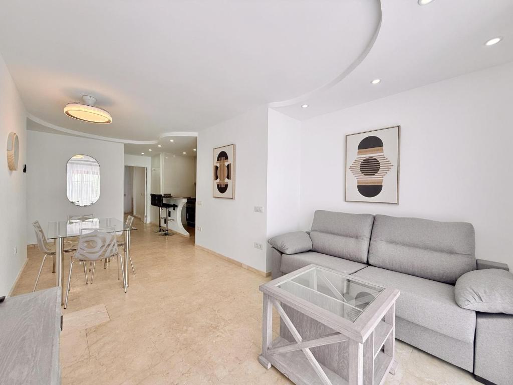 Playa Del Duque Beachside - Renovated 1Br Apartment Pd1 - 5