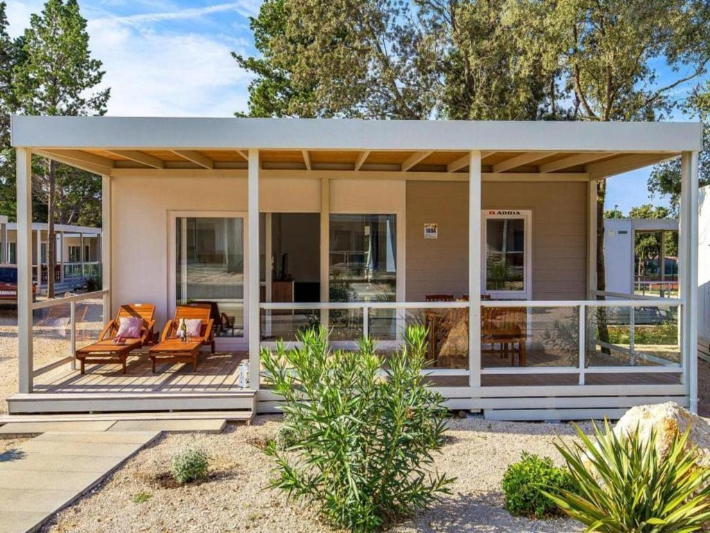 Mobile Home in Novalja near Pebble Beach, Novalja