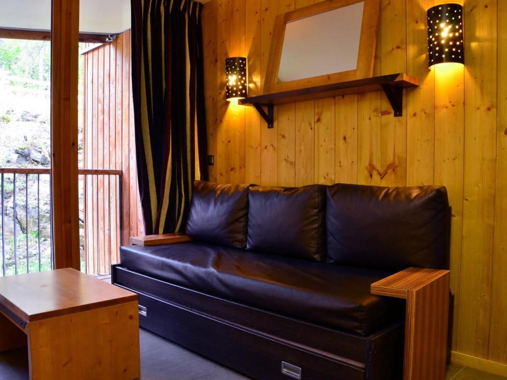 Appartement cosy à Montchavin, ski au pied, 2 pièces, terrasse, parking inclus, proche commerces. - FR-1-329-11 - 2