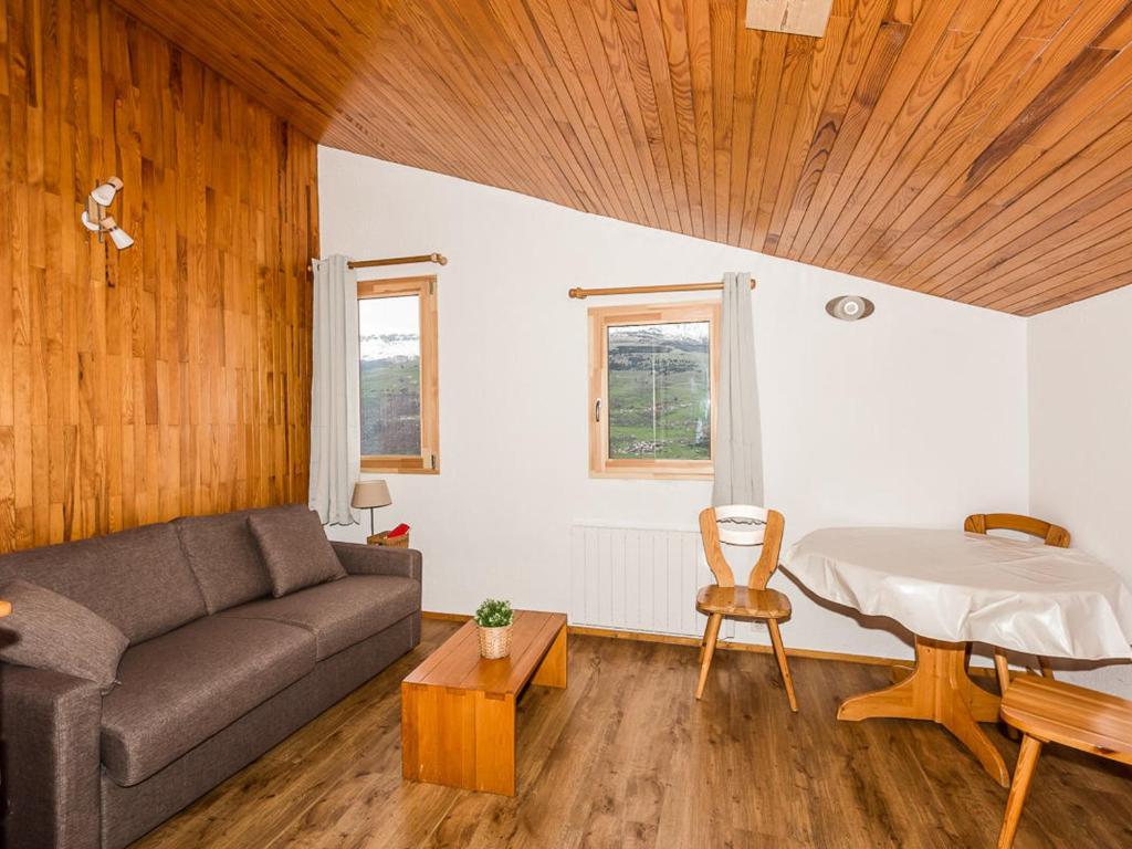 Montchavin: Studio cabine rénové équipé 3/4 pers, parking, proche pistes et commerces - FR-1-329-17 - 4