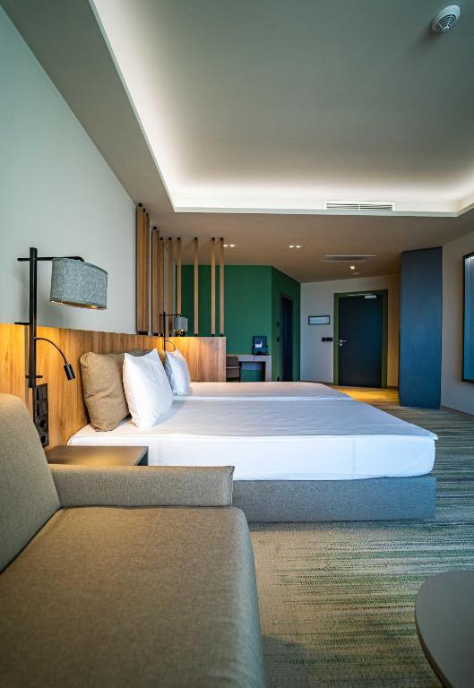HVD Reina del Mar - Premium Spa Service & Free Parking — Hotel rooms in Obzor, Burgas Region