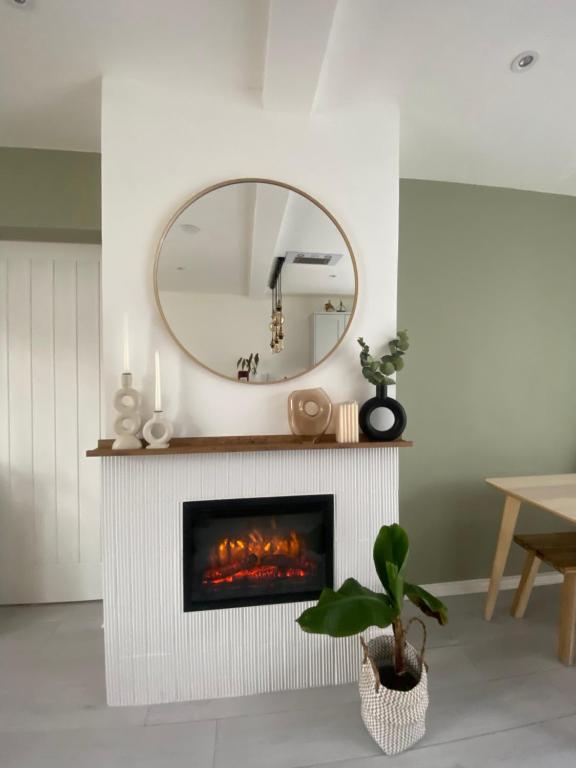 Newly refurbished flat, Addington