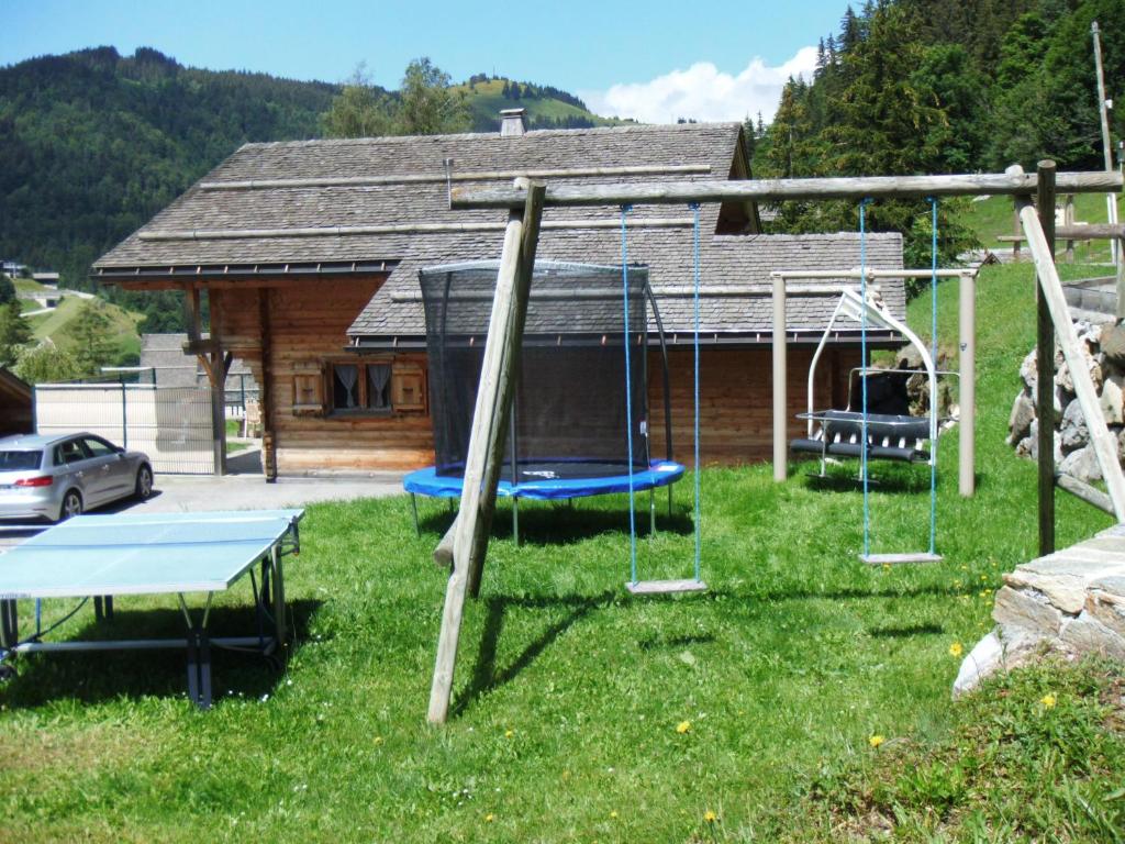 Chalet Le Rocher de la Serraz - 3