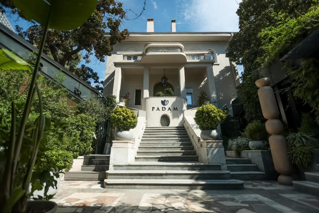 Padam Boutique Hotel, Тирана