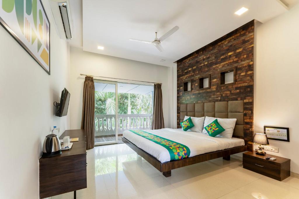 Treebo Blue Roof, Kelwa, Pālghar