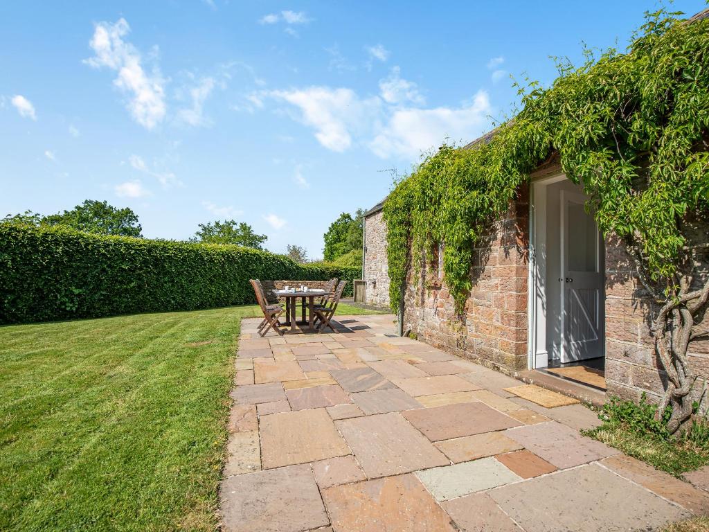 Haytongate Barn, Walton