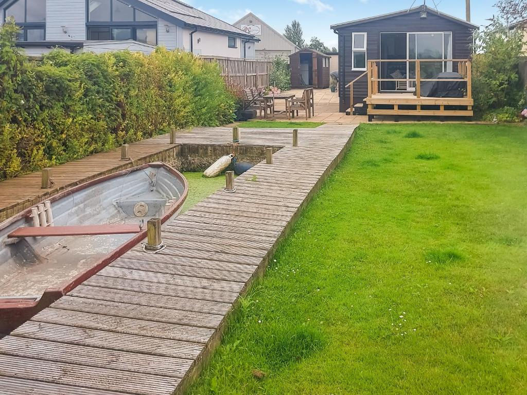 Summer Time, Brundall