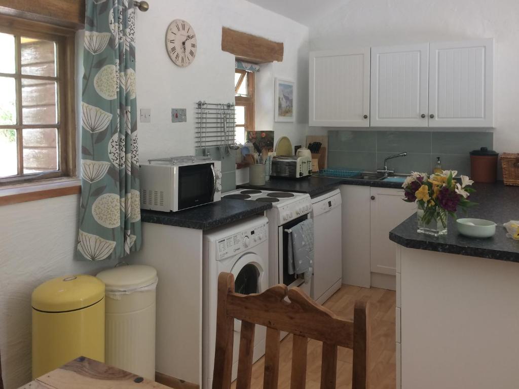 Oaktree Cottage - photo 4