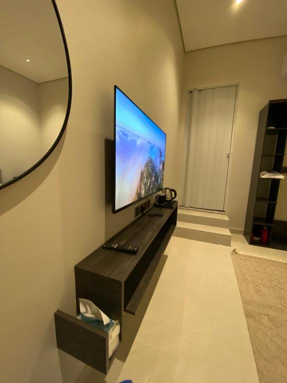 Simple studio, Gedda