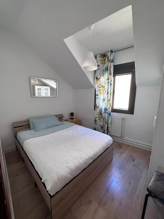 Piso muy amplio en el centro de Toledo de 4 habitaciones - 2