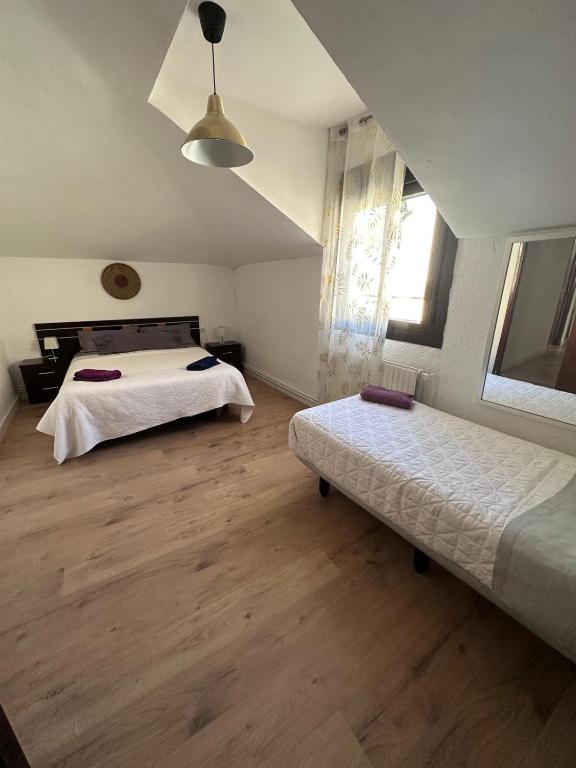 Piso muy amplio en el centro de Toledo de 4 habitaciones - 4